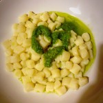 Chicche di ricotta al pesto